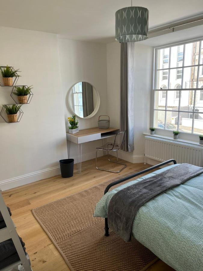 Lovely 1 Bed Flat *Free Parking* Hoe/Barbican פלימות' מראה חיצוני תמונה